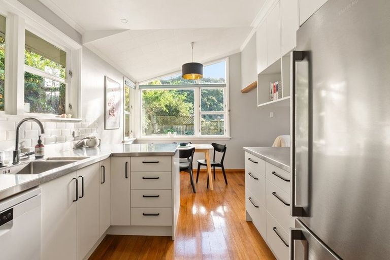 Photo of property in 26a Kenya Street, Ngaio, Wellington, 6035