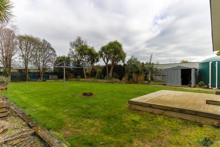 Photo of property in 30 Kilmarnock Street, Wallacetown, 9816