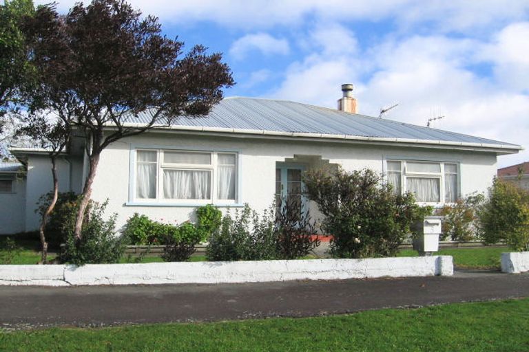 Photo of property in 3 Tawa Street, Palmerston North, 4414