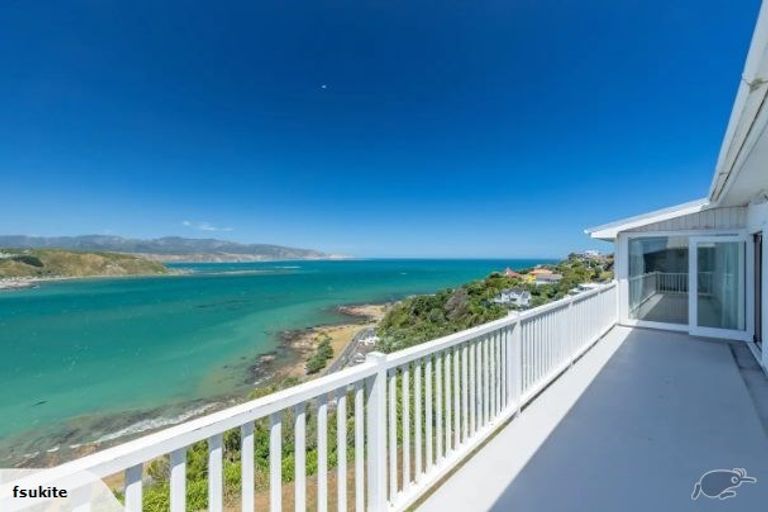 Photo of property in 27 View Road, Houghton Bay, Wellington, 6023