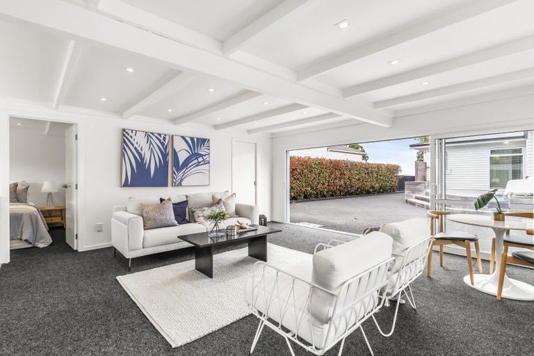 Photo of property in 48 Matakatia Parade, Matakatia, Whangaparaoa, 0930