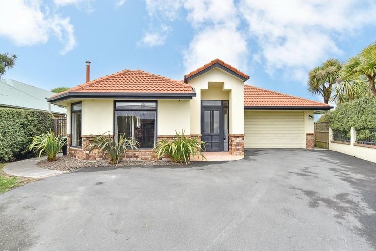 Photo of property in 12 Camleigh Close, Kaiapoi, 7630