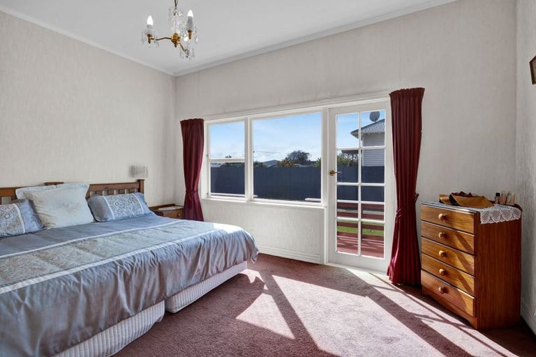 Photo of property in 19 George Street, Hawera, 4610