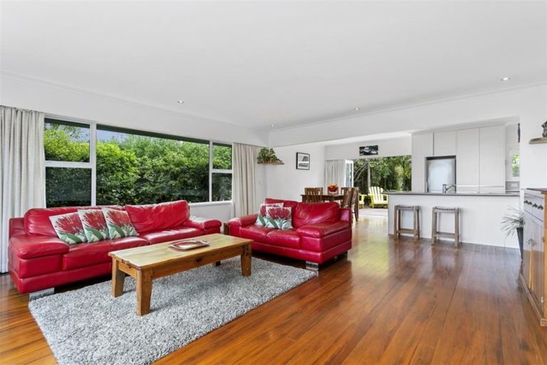 Photo of property in 5 Te Hatepe Avenue, Taupo, 3330