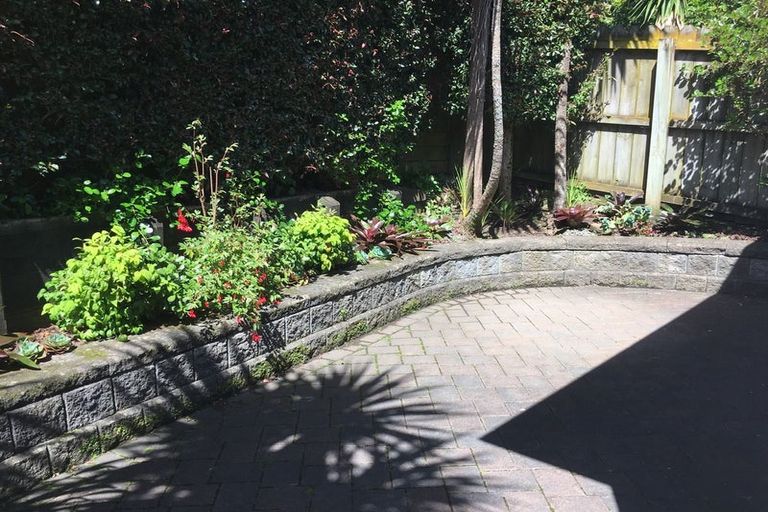 Photo of property in 24 Navan Place, Dannemora, Auckland, 2016