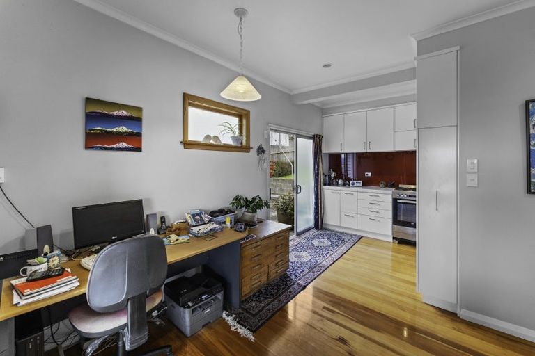 Photo of property in 15 Tosswill Road, Tahunanui, Nelson, 7011