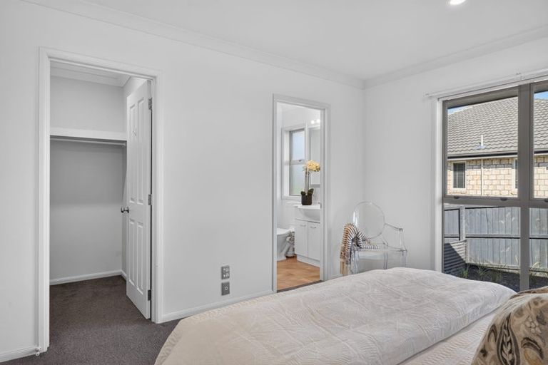 Photo of property in 43 Puhara Avenue, Parklands, Christchurch, 8083