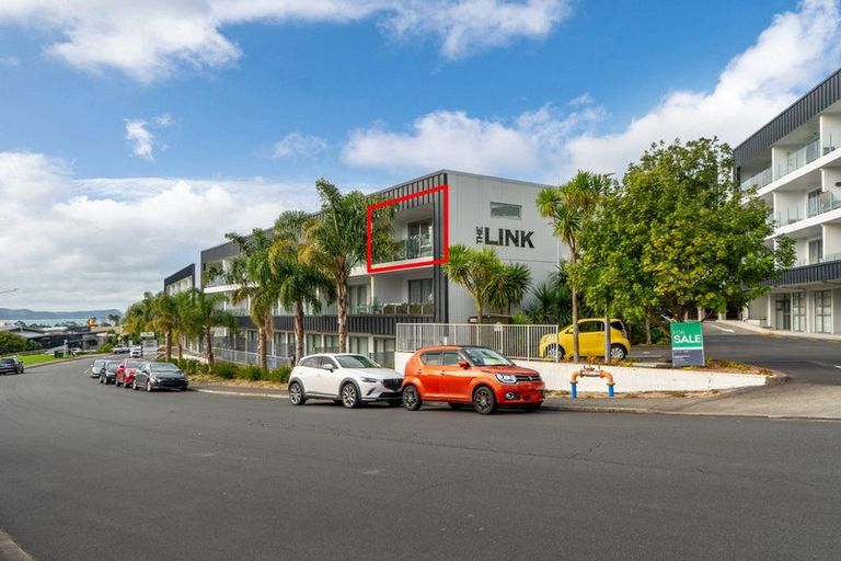 Photo of property in 211/17 Link Crescent, Stanmore Bay, Whangaparaoa, 0932