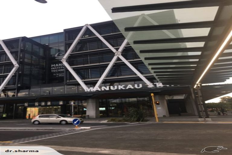 Photo of property in Twin Towers, 811/17 Putney Way, Manukau, Auckland, 2104