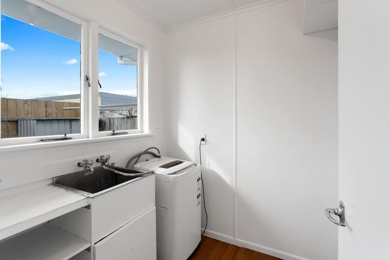 Photo of property in 50 Cowling Road, Hurdon, New Plymouth, 4310