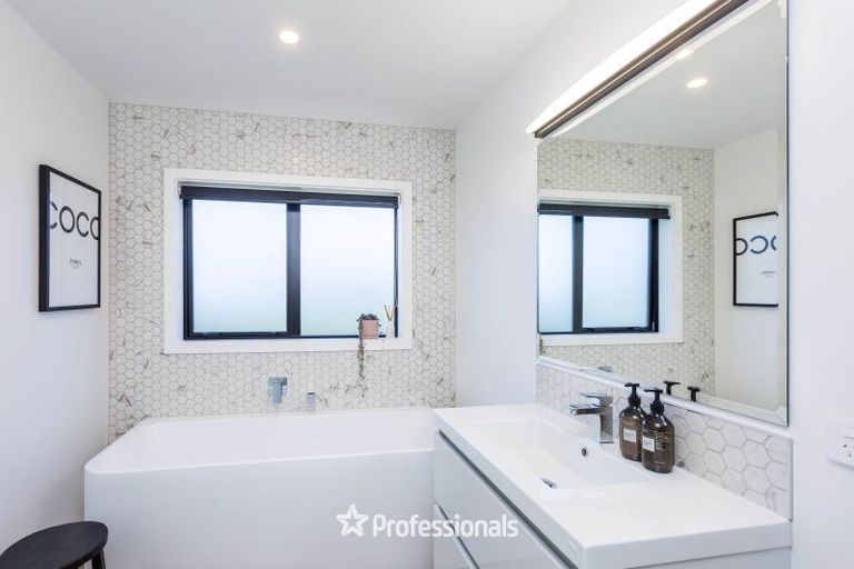 Photo of property in 4 Kerrigan Crescent, Wallaceville, Upper Hutt, 5018