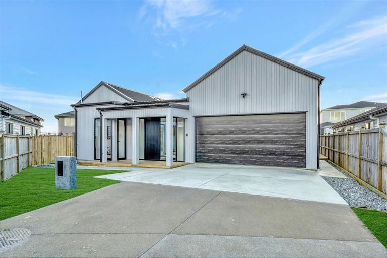Photo of property in 14 Waka Ama Road, Karaka, Papakura, 2113