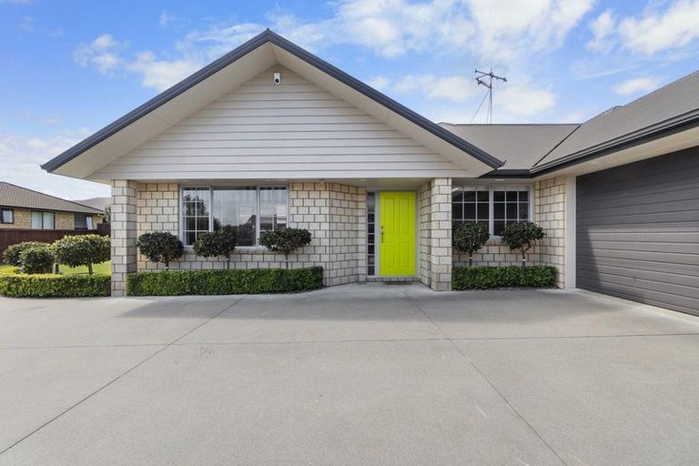 Photo of property in 17 Farleigh Close, Huntington, Hamilton, 3210