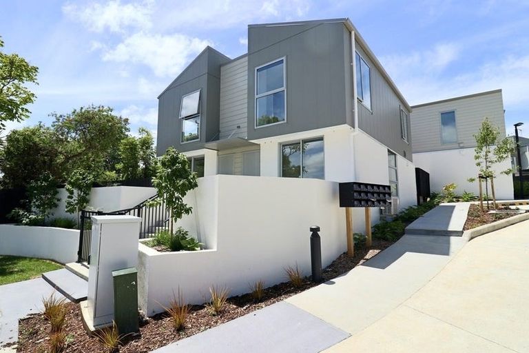Photo of property in 14/25 Tranent Road, Mangere, Auckland, 2022