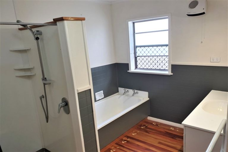 Photo of property in 37 James Foley Avenue, Pirimai, Napier, 4112