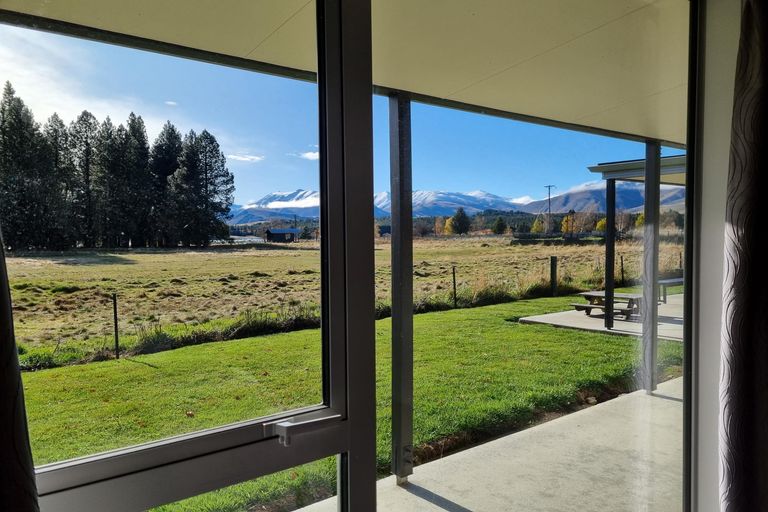 Photo of property in 4 Dwyer Place, Lake Tekapo, 7999