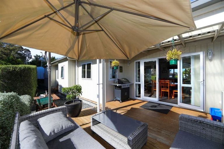 Photo of property in 5 Te Mata Peak Road, Havelock North, 4130