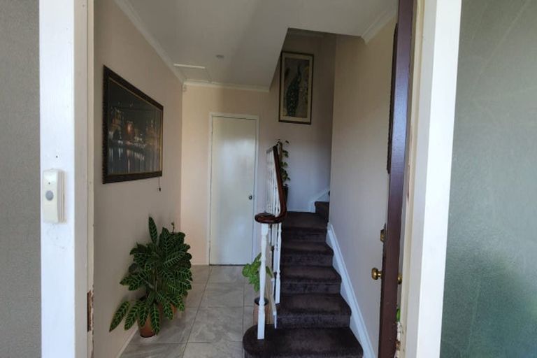 Photo of property in 79 Birdwood Avenue, Papatoetoe, Auckland, 2025