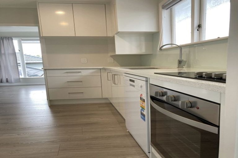 Photo of property in 1/1 Tonkin Drive, Sunnynook, Auckland, 0620