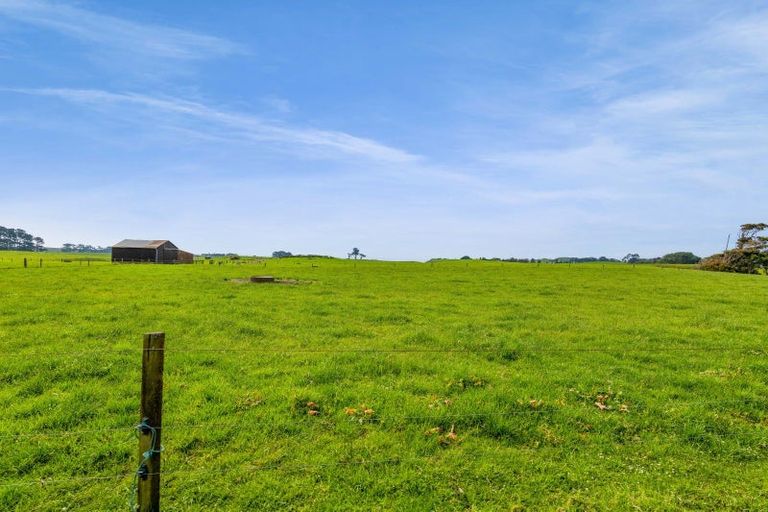 Photo of property in 78 Waitoetoe Road, Mimi, Urenui, 4377