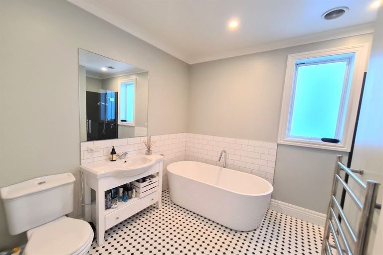 Photo of property in 49 Tinakori Road, Thorndon, Wellington, 6011