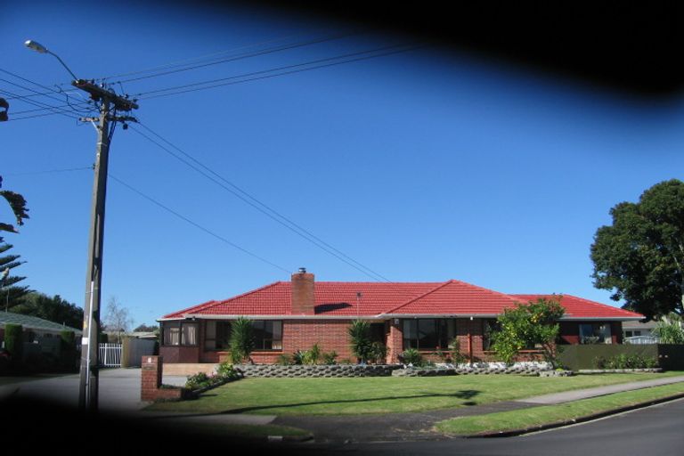 Photo of property in 3 Buckingham Crescent, Manukau, Auckland, 2025