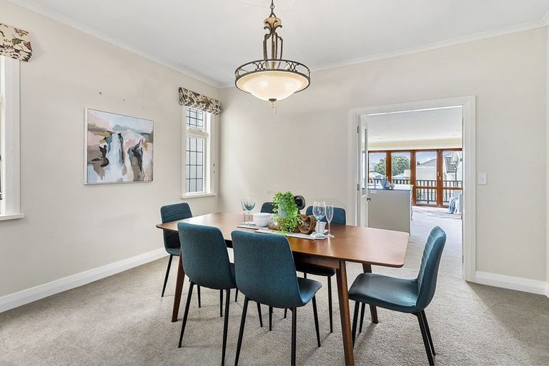 Photo of property in 85 Grant Road, Thorndon, Wellington, 6011