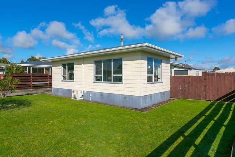 Photo of property in 23 Sunnyvale Street, Bell Block, New Plymouth, 4312