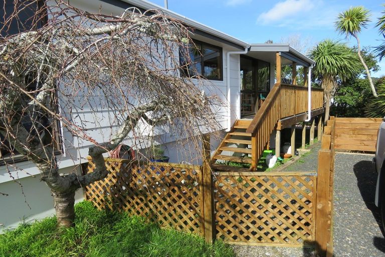 Photo of property in 1/36 Savoy Road, Glen Eden, Auckland, 0602