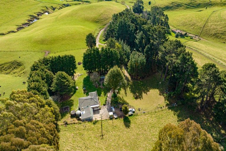 Photo of property in 398 Dorsets Road, Rangitumau, Masterton, 5882