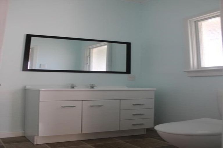 Photo of property in 928 Cobham Street, Raureka, Hastings, 4120