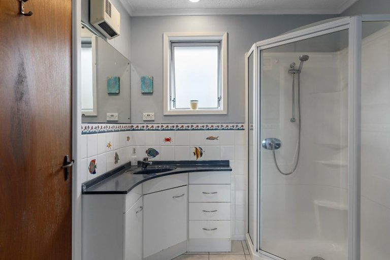 Photo of property in 96 Saint James Avenue, Papanui, Christchurch, 8053