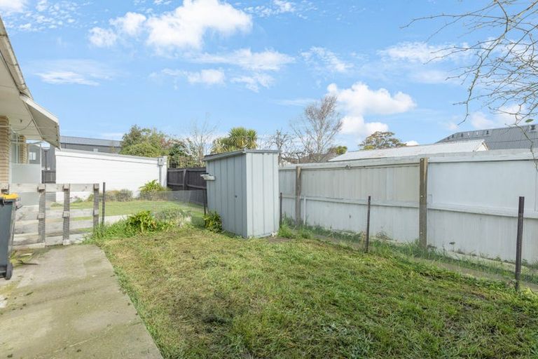 Photo of property in 4/38 North Avon Road, Richmond, Christchurch, 8013