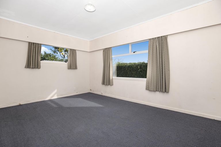 Photo of property in 2 Walter Street, Mangere East, Auckland, 2024