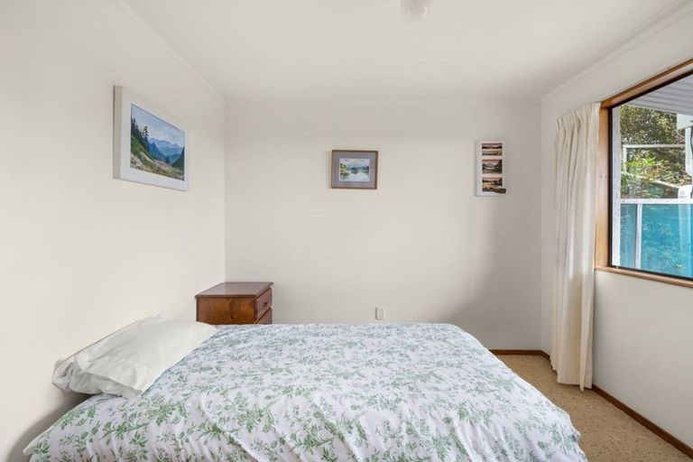 Photo of property in 90 Te Haumi Drive, Paihia, 0200