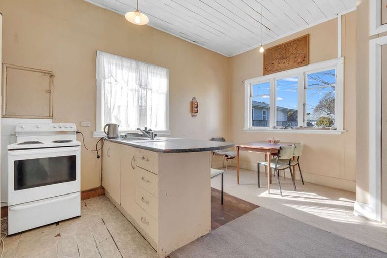 Photo of property in 289 High Street, Dannevirke, 4930