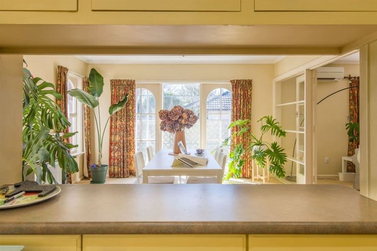 Photo of property in 6 Deepdale Street, Burnside, Christchurch, 8053