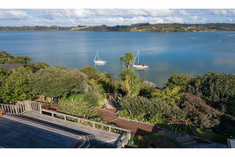 Photo of property in 44 Rangitane Loop Road, Kerikeri, 0294