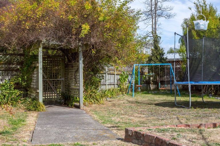Photo of property in 24 Lansdowne Crescent, Lansdowne, Masterton, 5810