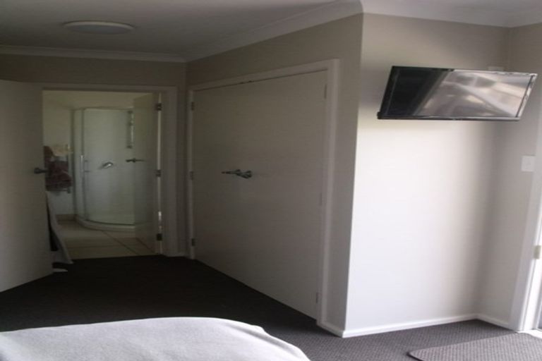 Photo of property in 53 Exeter Crescent, Pirimai, Napier, 4112