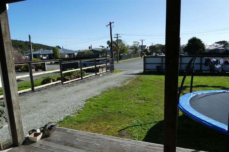 Photo of property in 43 Bidgood Street, Greymouth, 7805