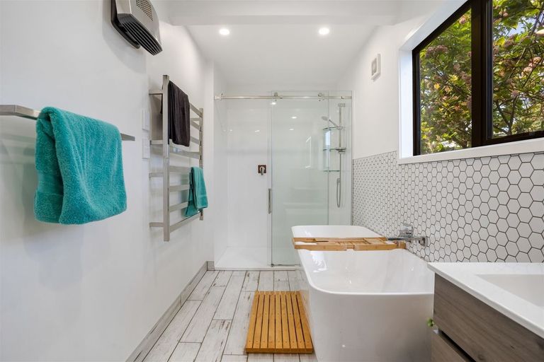 Photo of property in 16 Janome Place, Bucklands Beach, Auckland, 2014