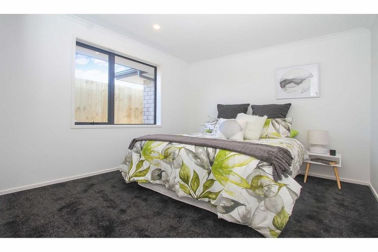 Photo of property in 22 Nellie Drive, Kumeu, 0810