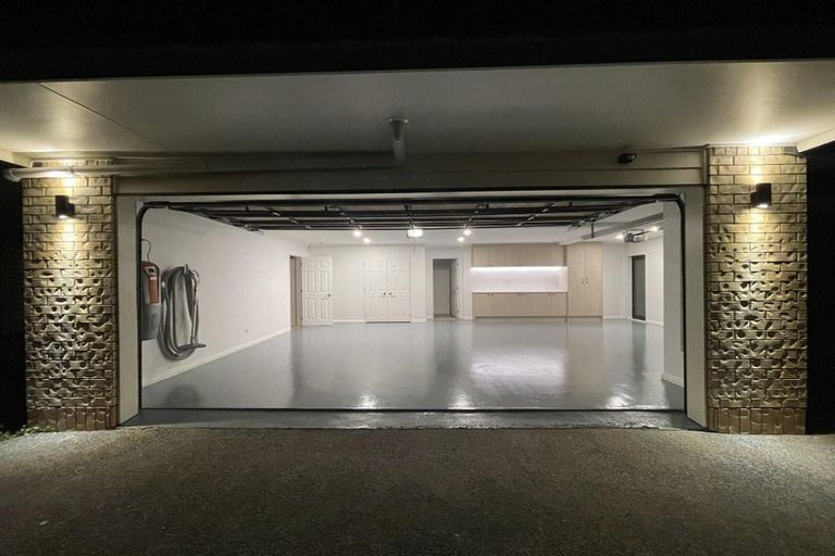 Photo of property in 3 Ballintra Close, Pinehill, Auckland, 0632