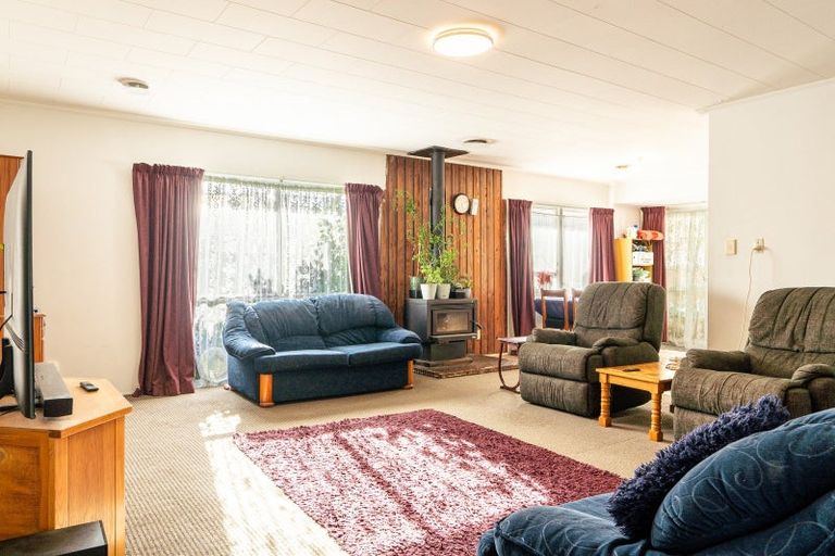 Photo of property in 88 Atkinson Avenue, Otaki Beach, Otaki, 5512