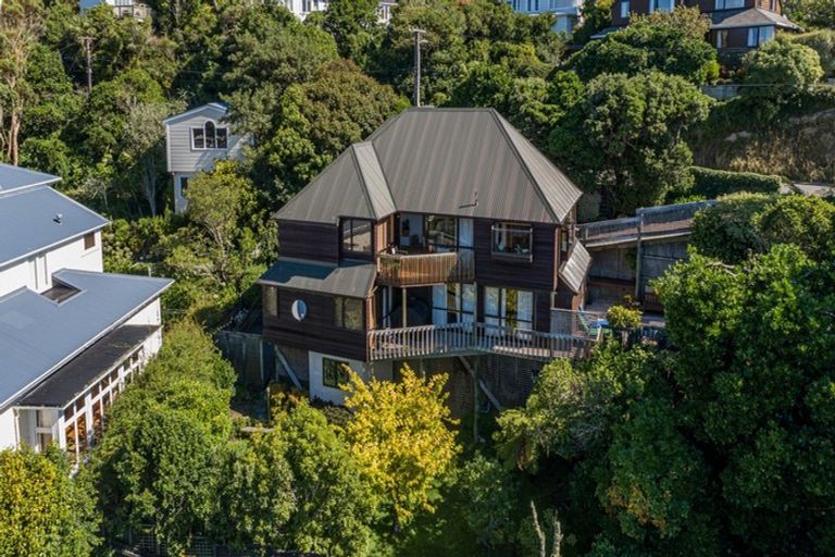 Photo of property in 8a Margaret Street, Wadestown, Wellington, 6012
