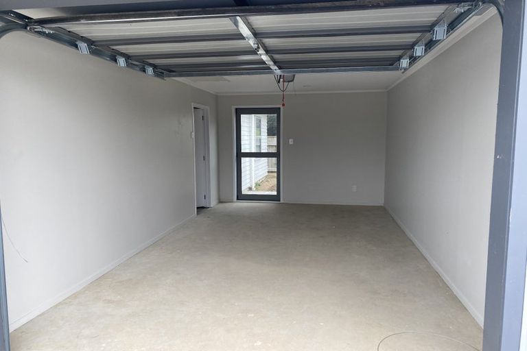 Photo of property in 12d Brown Avenue, Carterton, 5713