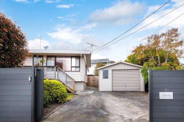 Photo of property in 1 Iris Street, Snells Beach, 0920