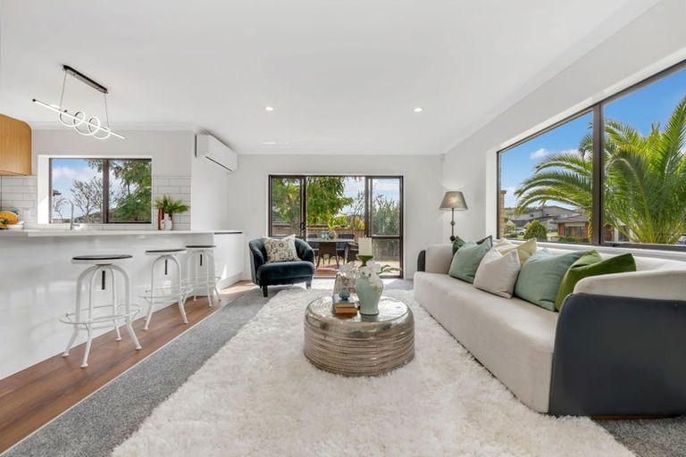 Photo of property in 13 Malahide Drive, Flat Bush, Auckland, 2019