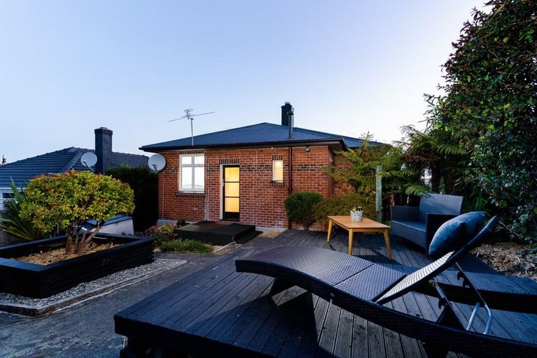 Photo of property in 19 Forbes Street, Balaclava, Dunedin, 9011